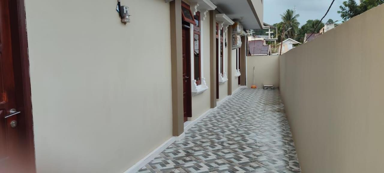 M1 Residence Manado Eksteriør bilde